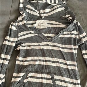 Gap size M long sleeve shirt w/ hood